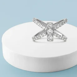 Clearance Melano Jewelry Melano Twisted Sparkling Daisy Ring Set